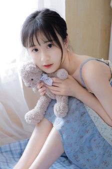 泳装美女